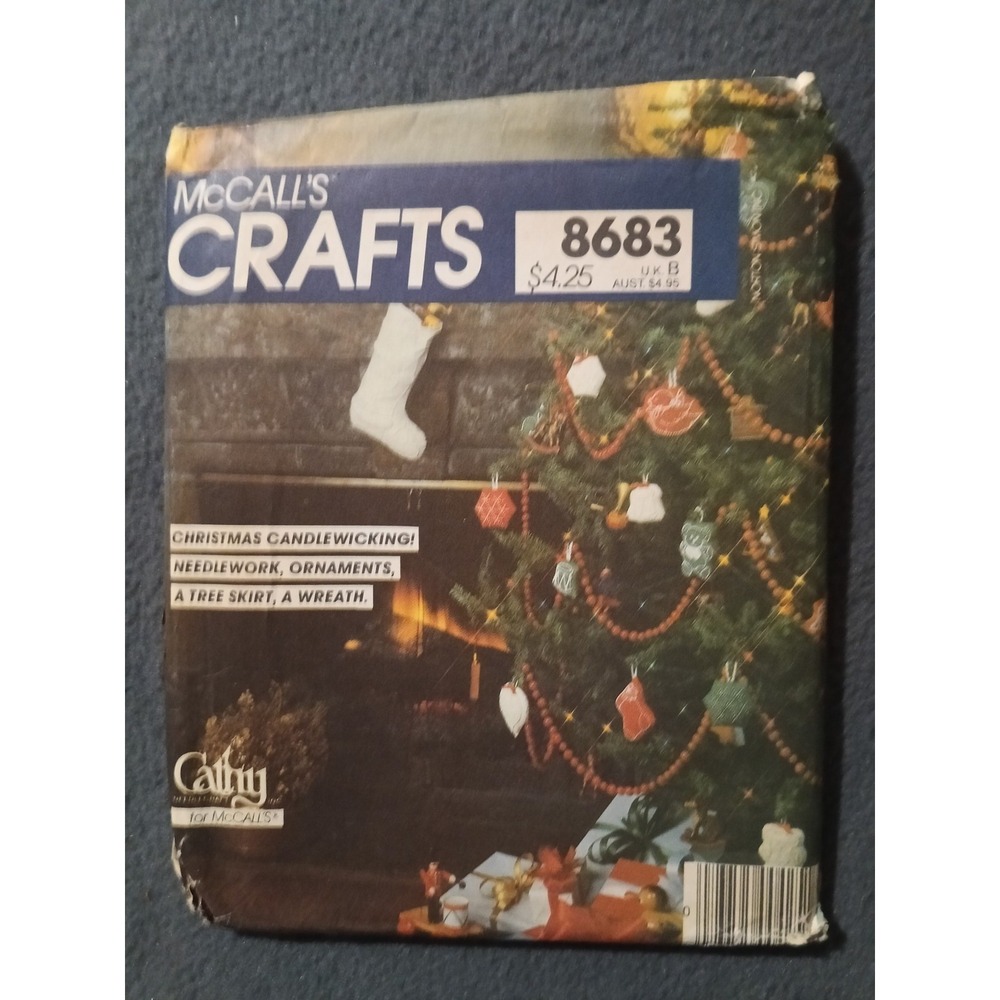 McCall's Crafts 8683 Christmas Candlewicking Needlework Tree Skirt Wreath